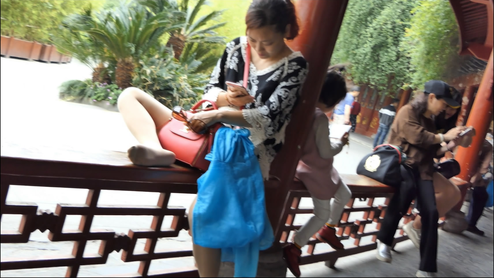 streetsnapnylon[00 00 55][20181208 233831 6]